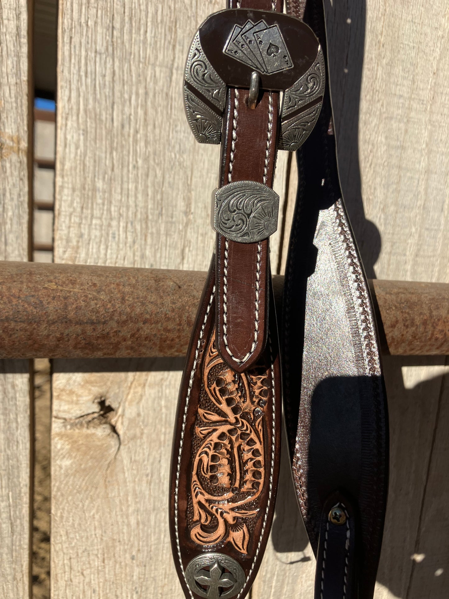 One ear headstall wild card buckle