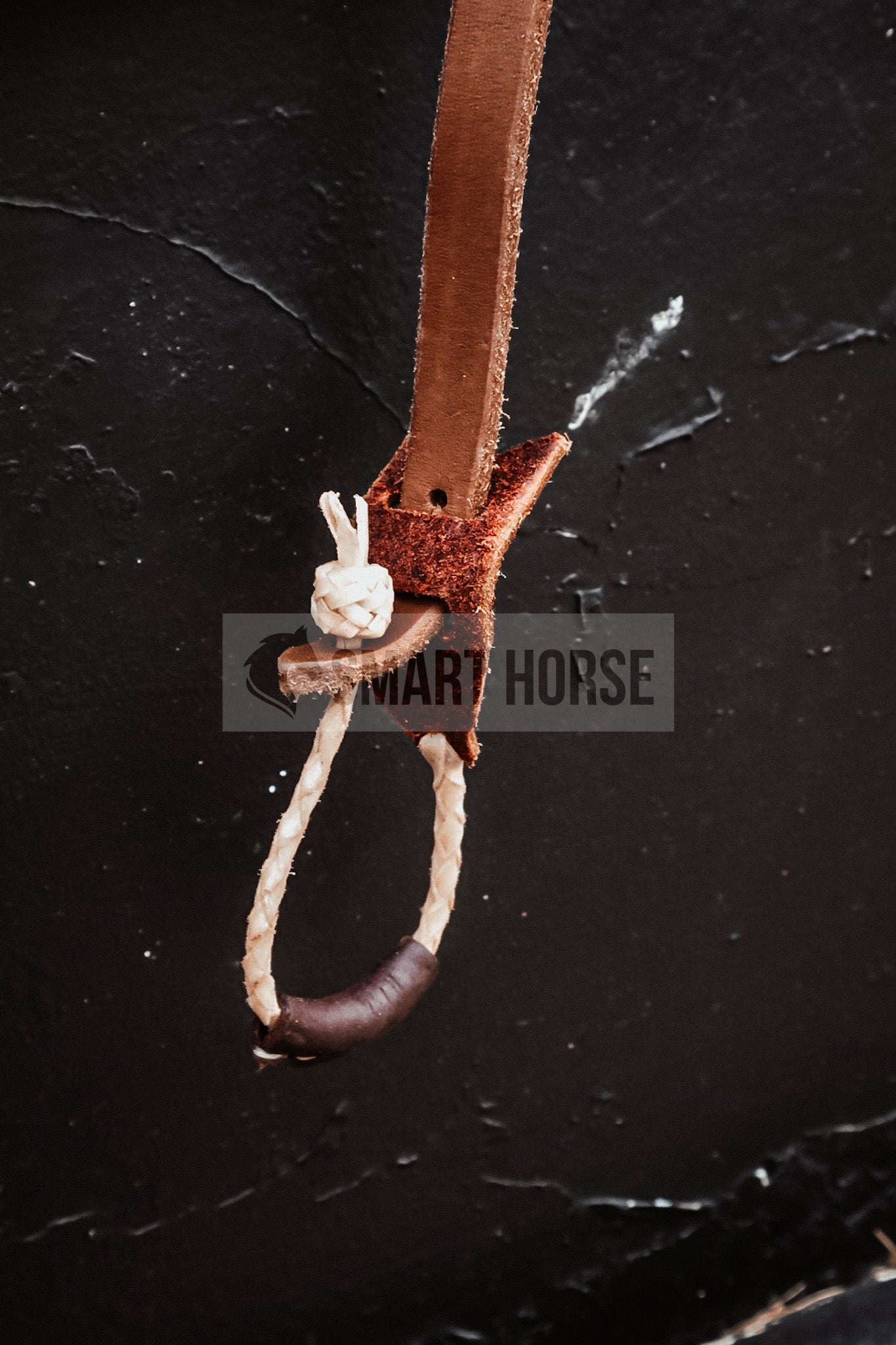 Thin light oiled reins