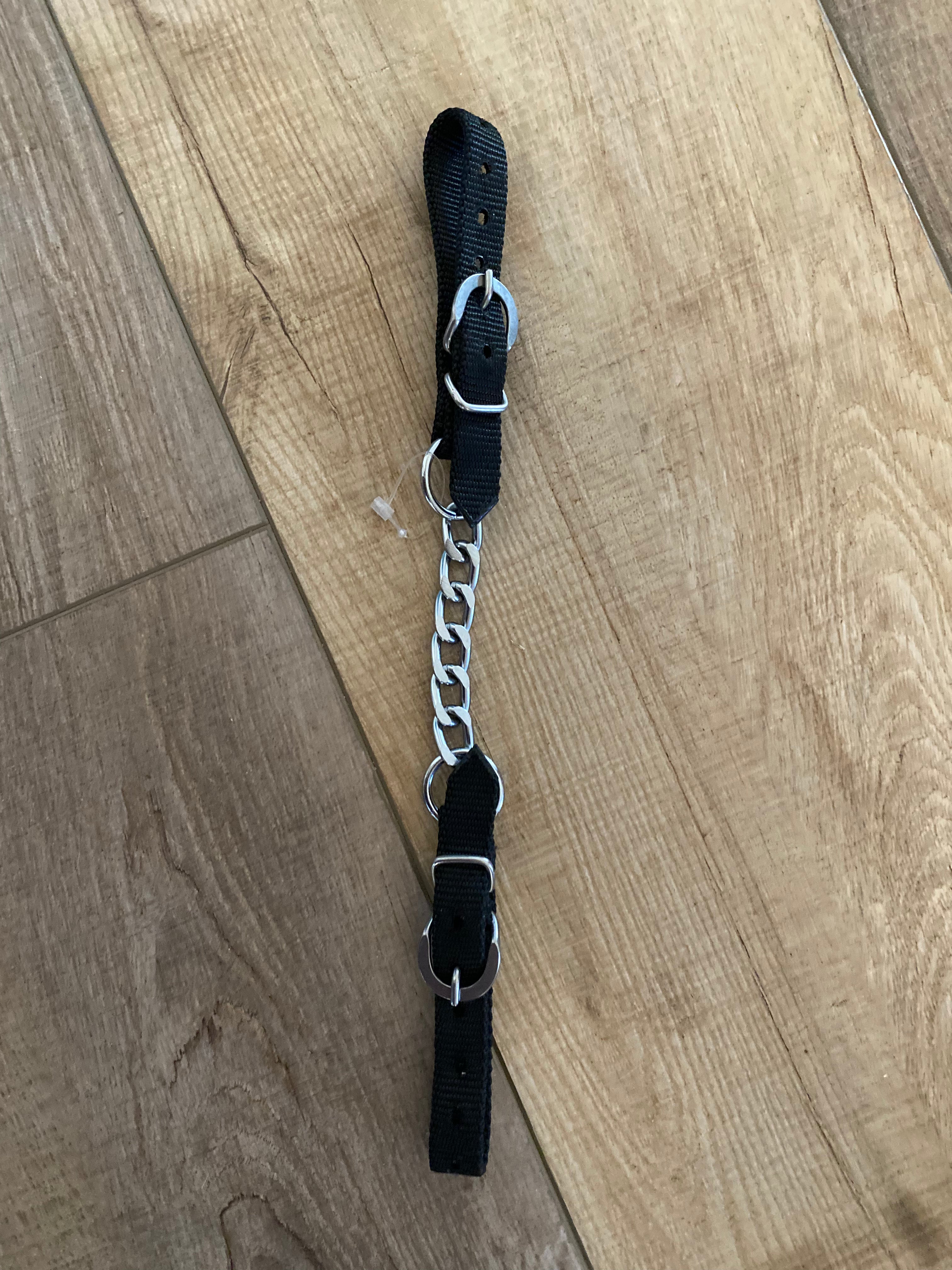 Triple E Nylon Trail Curb Strap – Black, 5/8 Inch Width, For Horse Tack, Durable Nylon Construction